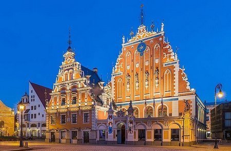 Riga: Casa de los Cabezas Negras - Melngaviu nams