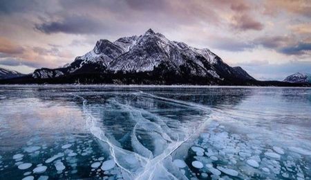 Abraham Lake y Mount Michener