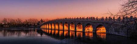 El puente de los Diecisiete Arcos