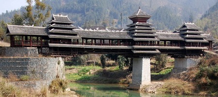 Puentes de Viento y Lluvia