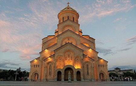 Tbilisi - Catedral de la Santisima Trinidad