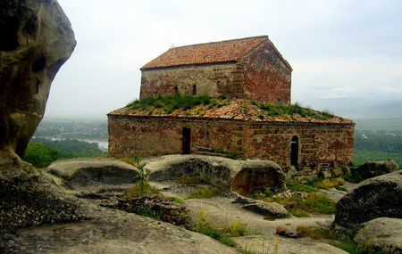 Gori: Iglesia