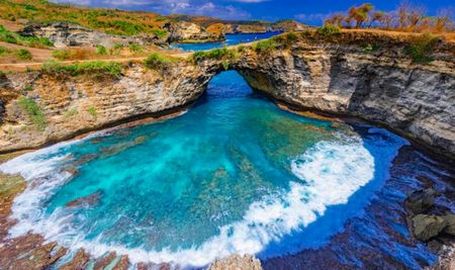 Nusa Penida: Broken Beach