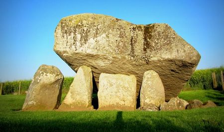 Dolmen de Brownshill o Cromlech de Kernanstown