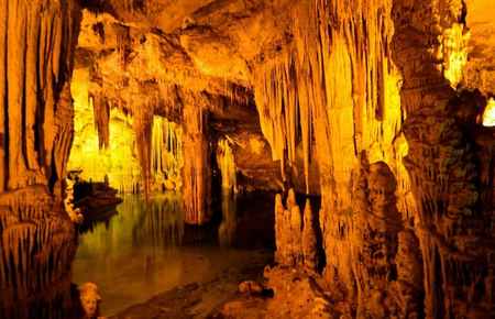 Gruta de Neptuno