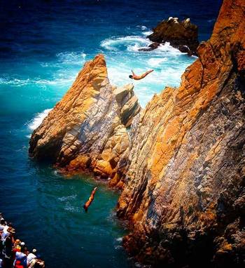 Acapulco: Clavadistas en La Quebrada