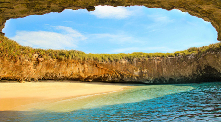 Playa Escondida: Islas Marieta