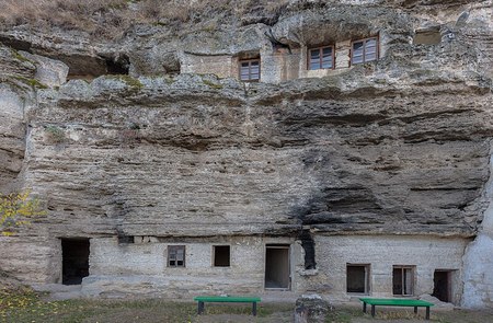 Monasterio Rupestre de Tipova
