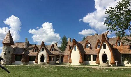 Valea Zenelor Clay Castle - Porumbacu de Sus