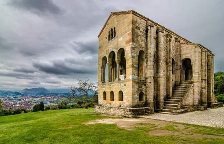 Santa Maria del Naranco