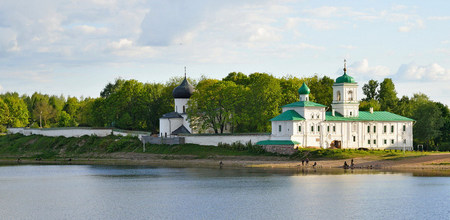 Pskov: Monasterio del Mirozha