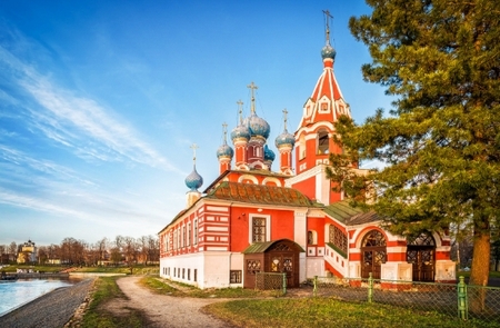 Uglich: Iglesia de Dimitri