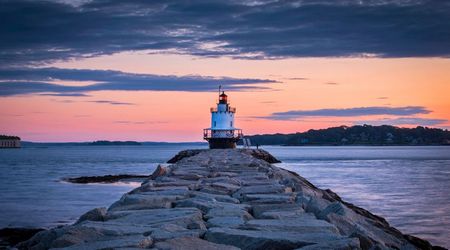 Faro de Spring Point Ledge