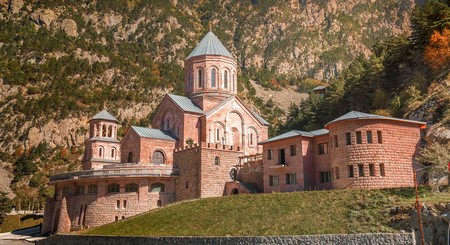 Monasterio de Dariali