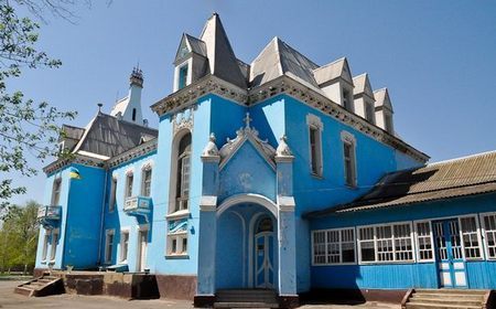 Mansion Kuris - Isaevo