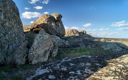 Rocas Lozuvata o Lozuvatka
